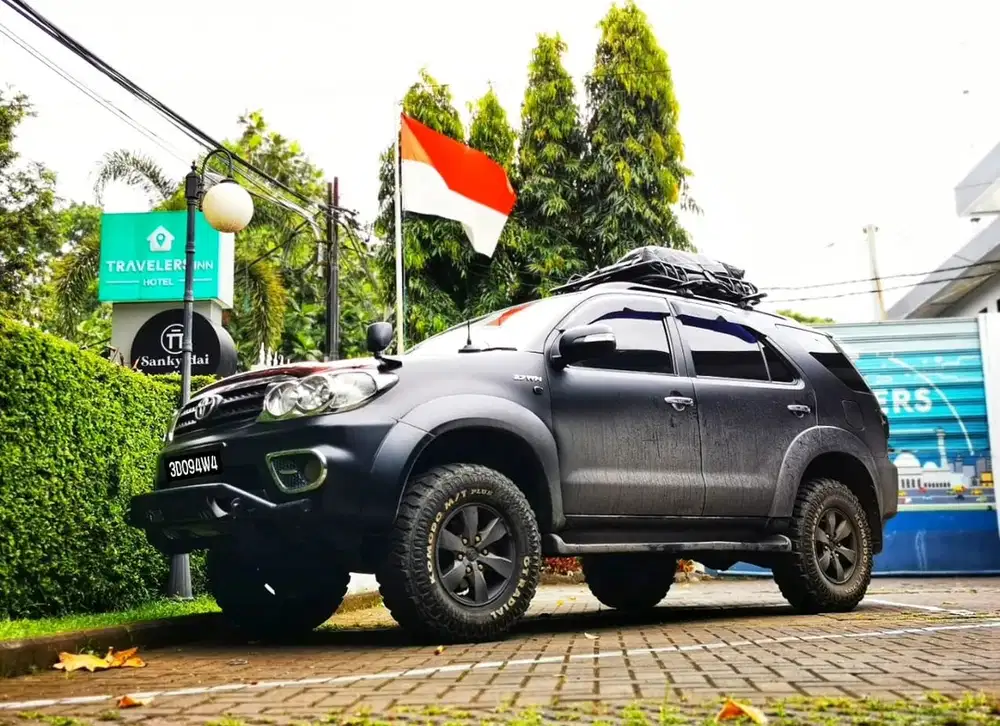 Toyota Fortuner 2007 Bensin