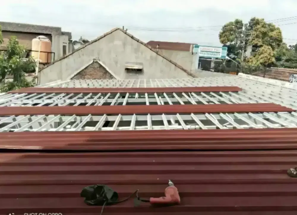 Tukang atap bocor tukang bangunan tukang kanopi tukang cat tukang las