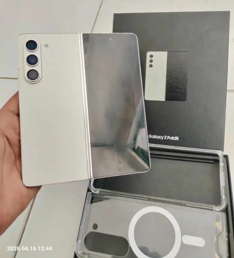 SAMSUNG Z FOLD 5 INTERNAL 1 TERA