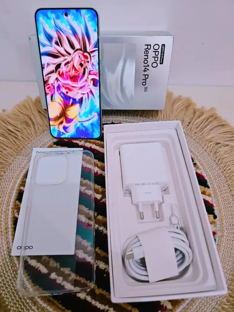 Realme 16 Pro Plus 5G 12/512 Fullset Ori Garansi Bulan 3 2027