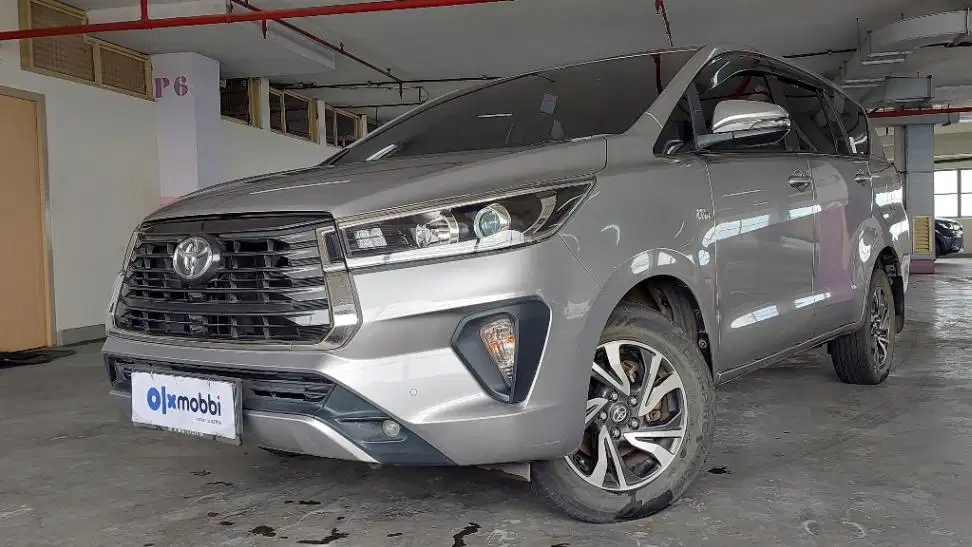 TDP 14JT, Toyota Kijang Innova 2.0 G Bensin-AT Silver 2021