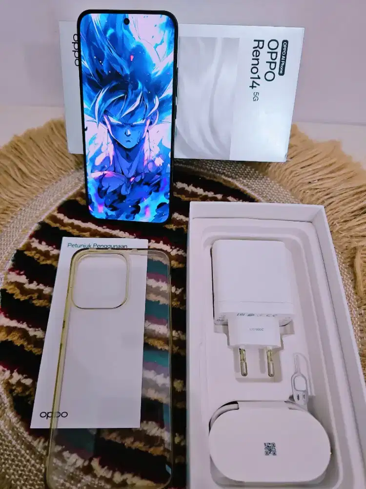 Oppo Reno 14 5G 8/256 Lengkap Ori Garansi Bulan 8 2026