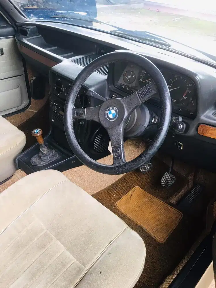 BMW E12 525i mtech edition