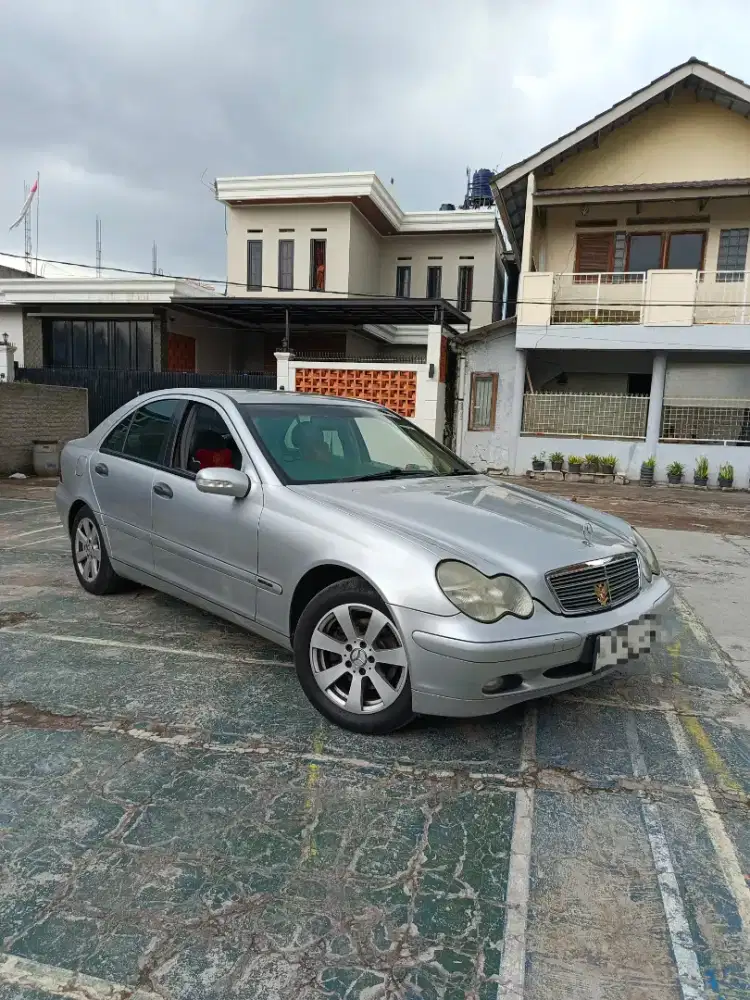 MERCEDES BENZ C180 W203 AT 2001 ANTIK TERAWAT