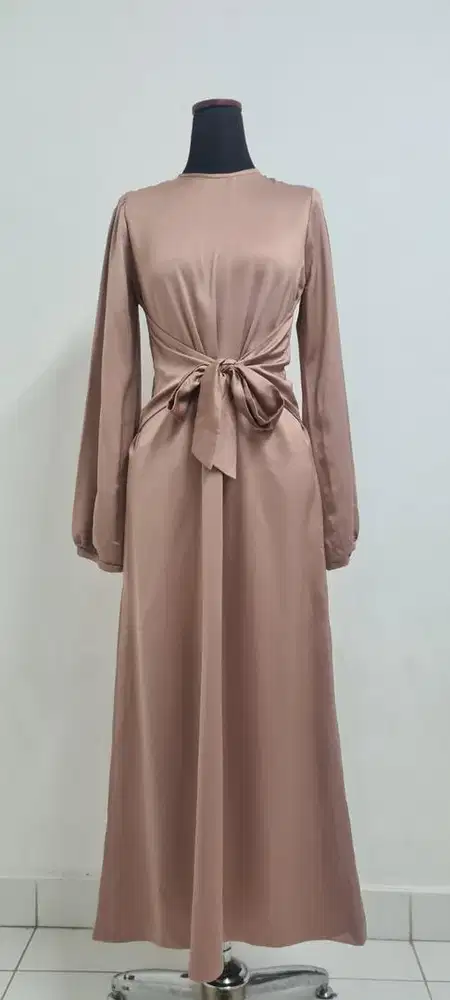 Dress muslim, dress party, dress aesthetic, dress satin pita premium