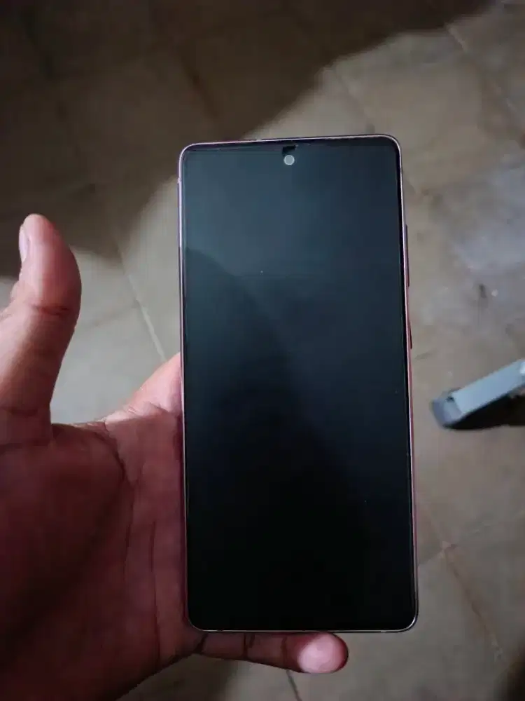 Samsung s20 Fe 8/256 lavender