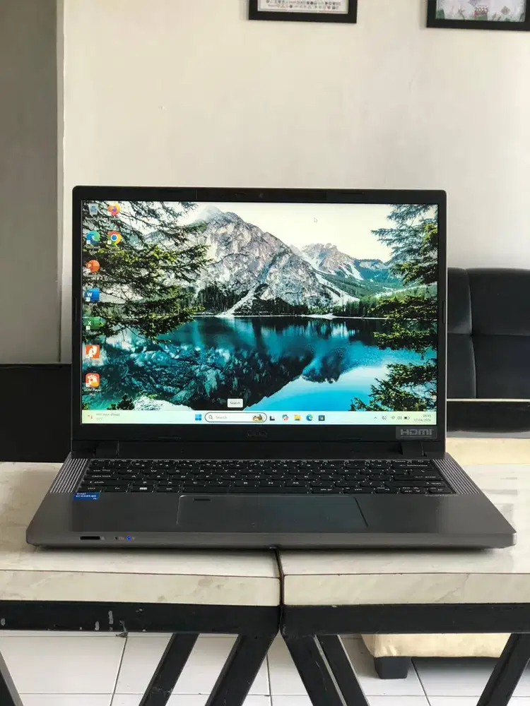 Acer travelmate p214 i5-1335U 8\256gb