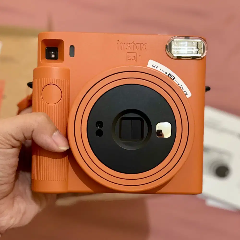 Instax Square SQ1