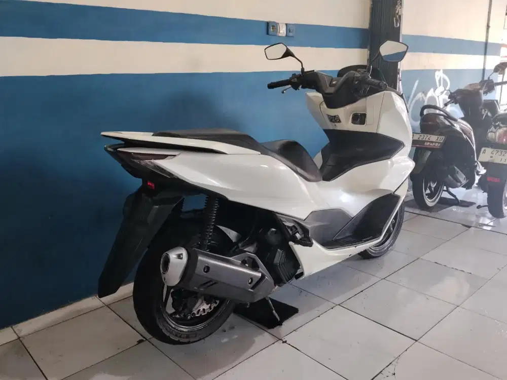 jual honda PCX 160cc 2022 pajak hidup super mulus
