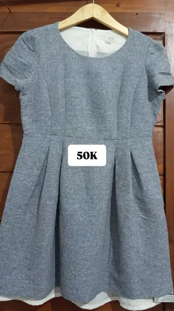 Preloved dress biru