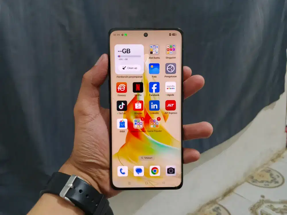 Oppo Reno 8T ram 8+8/256Gb normal semua lancar jaya ga ada kendala