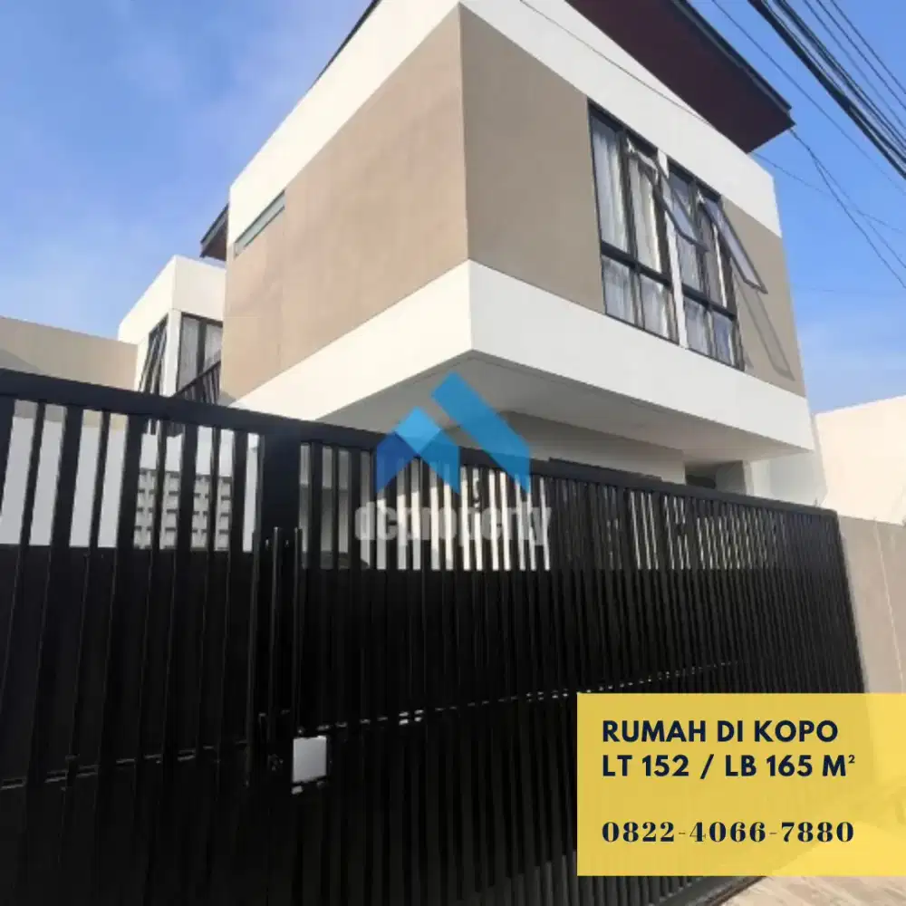 Rumah modern fungsional dekat pintu tol Kopo