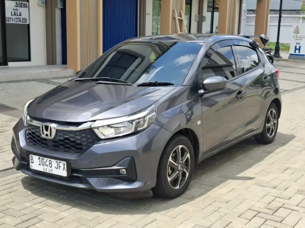 Brio E CVT 2024 Abu2