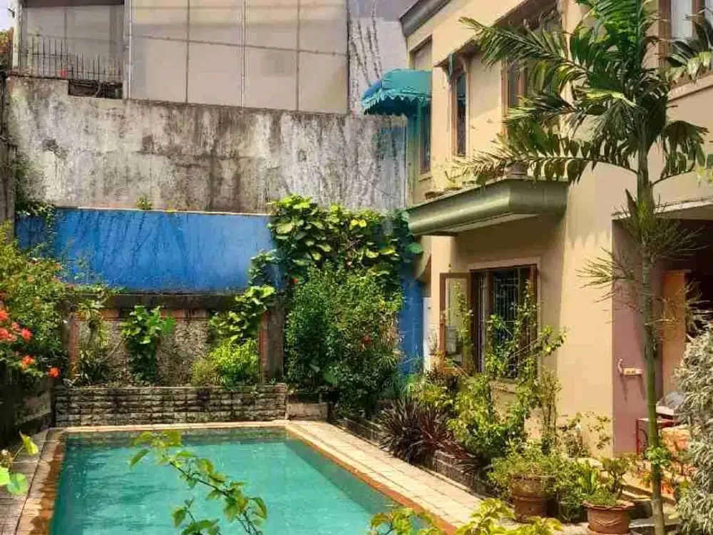 Rumah Dijual 2 Lantai Besar 450/630 5KT 7KM di Bali View Kintamani Pisangan Ciputat Dekat MRT Lebak Bulus Jakarta Selatan