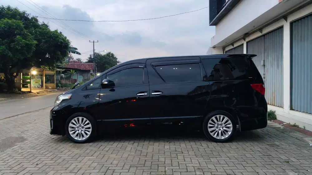 Toyota Alphard 2014 Bensin