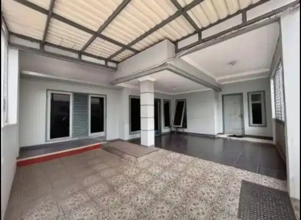 Rumah termurah di Tebet tanah luas