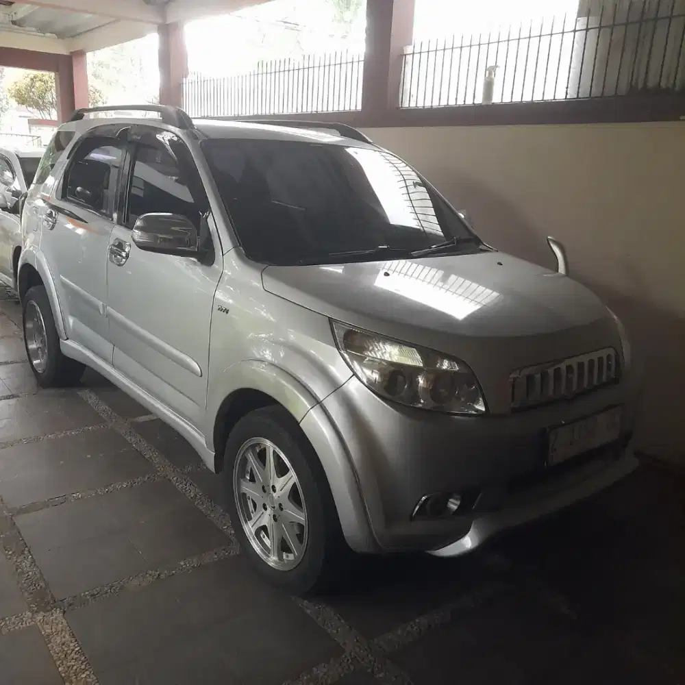 Jual rush tahin 2010mulus