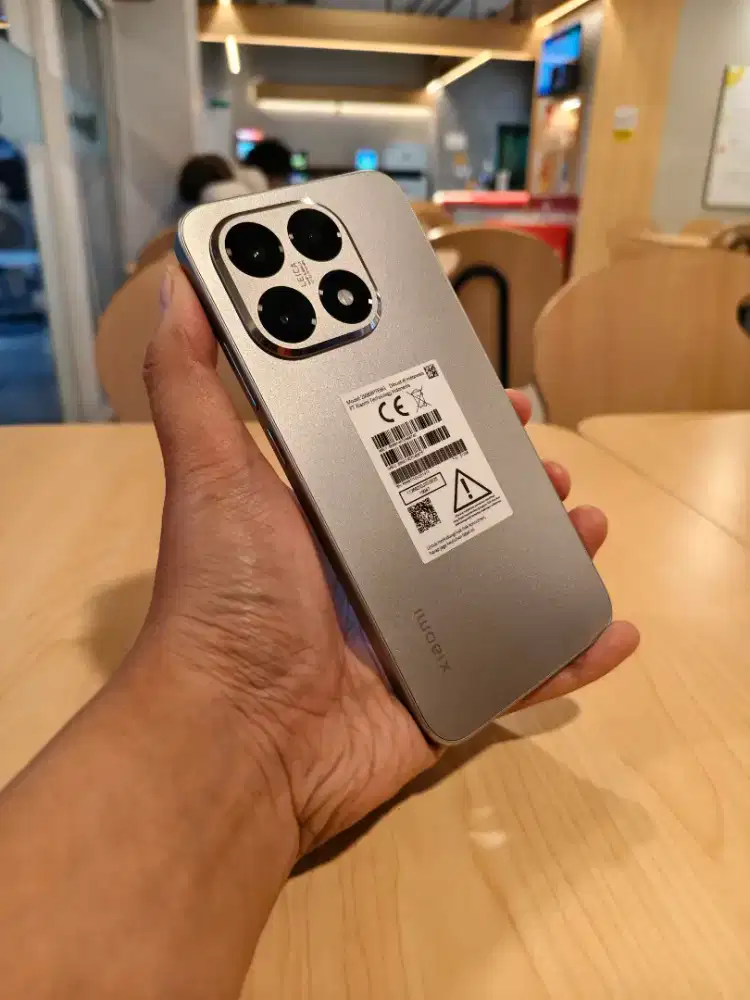 Xiaomi 15T 12/512 baru 1 bulan lengkap segel mulus ttbt