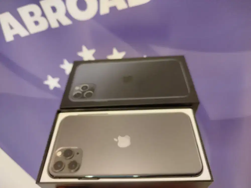 iPhone 11 pro max 512gb sama semua