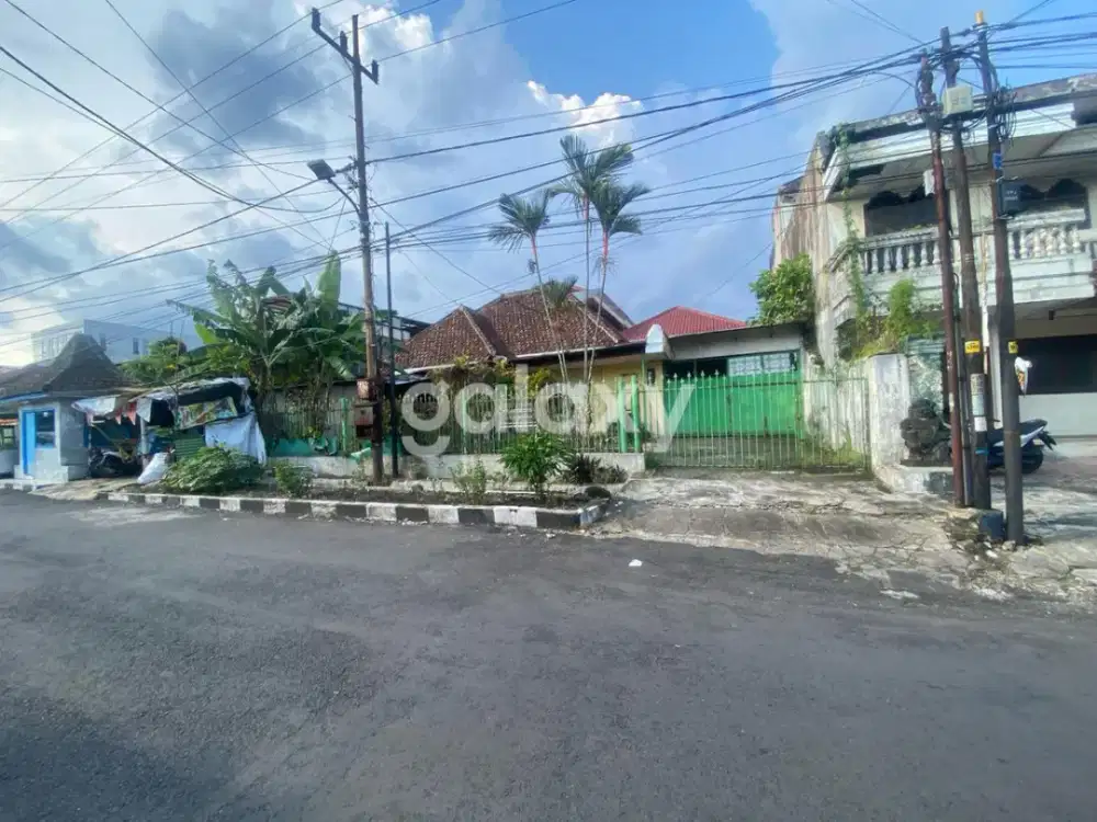 Rumah Bagus di Daerah Blimbing Malang GMK02907