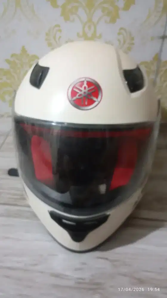 Helm full face Yamaha