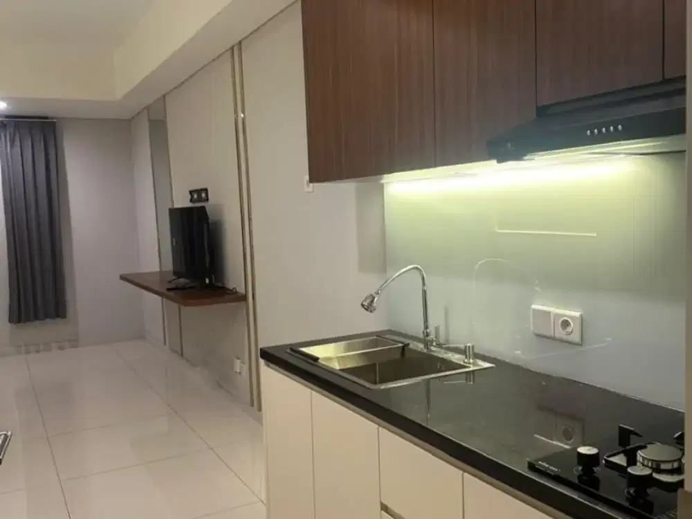 DIJUAL APARTEMEN BELLEVIEW MANYAR LANTAI 17 FULL FURNISHED