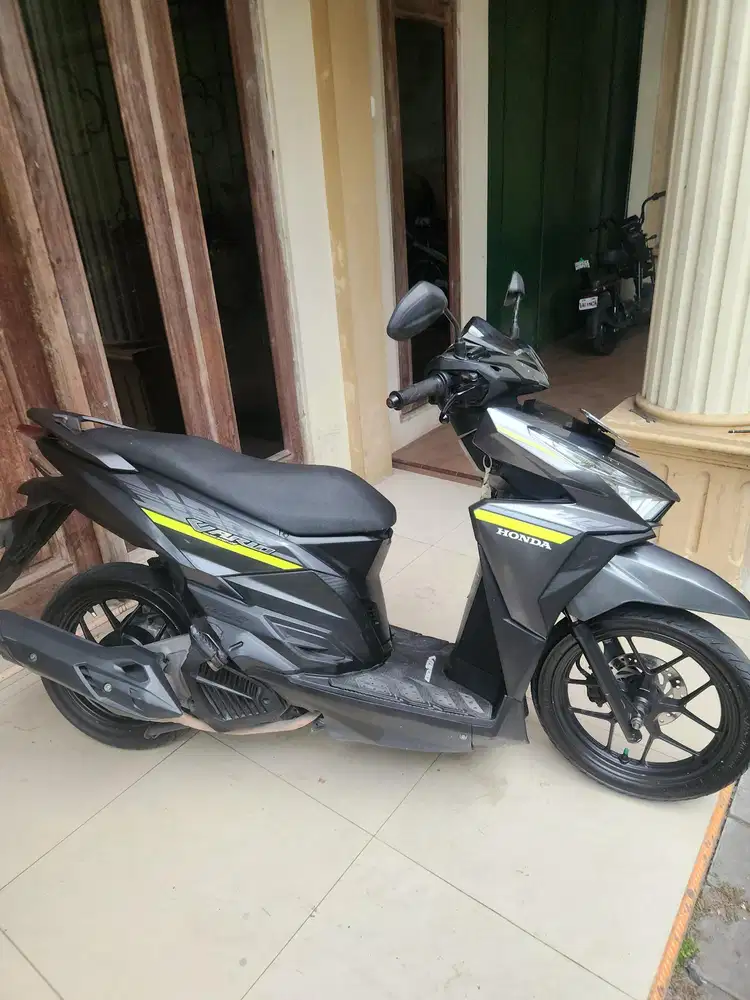 Vario 125 led hitam 2017 gbm