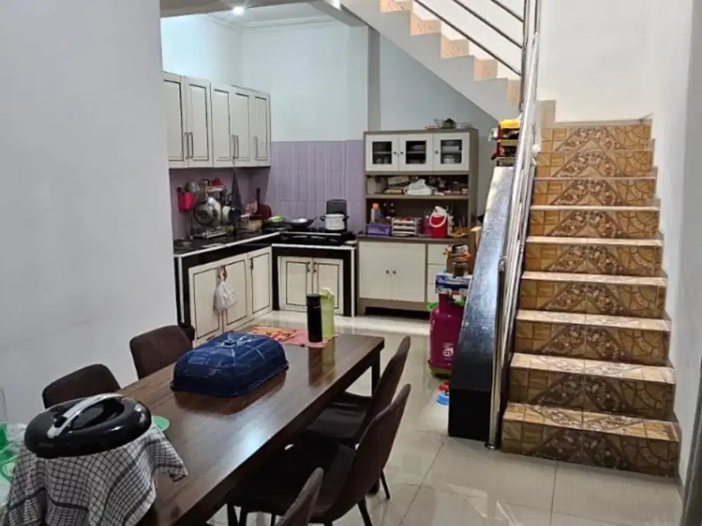 JUAL CEPAT! Rumah 2 Lantai Siap Huni BCS 7x15 – 4KT 4KM, Harga 2.2M!