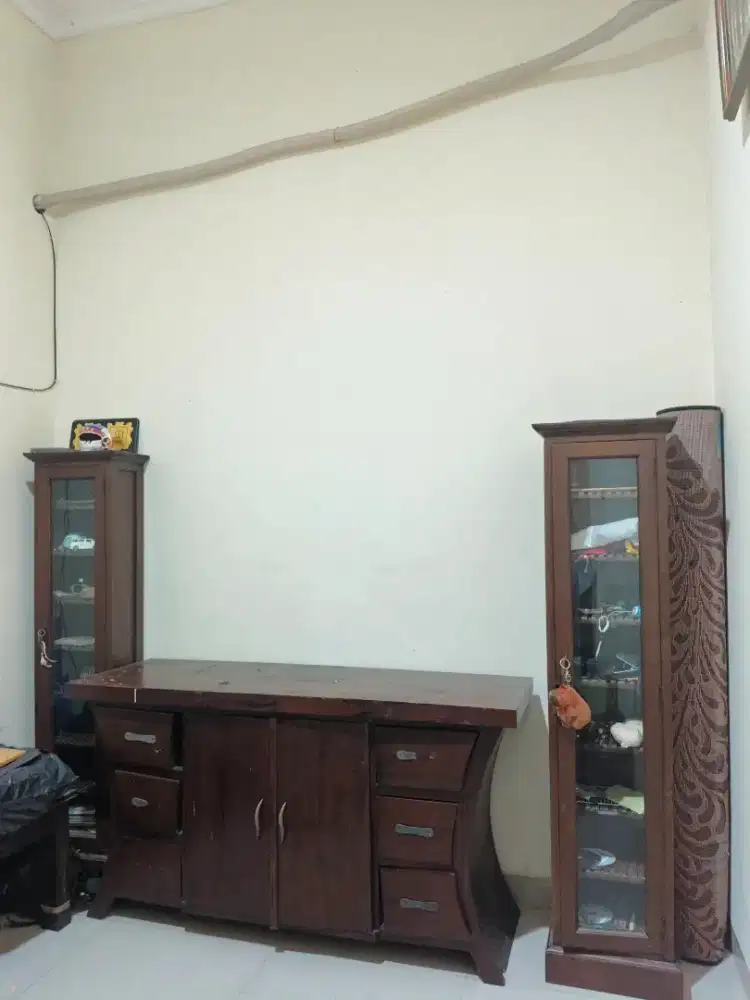 Lemari semi buffet 1set jati
