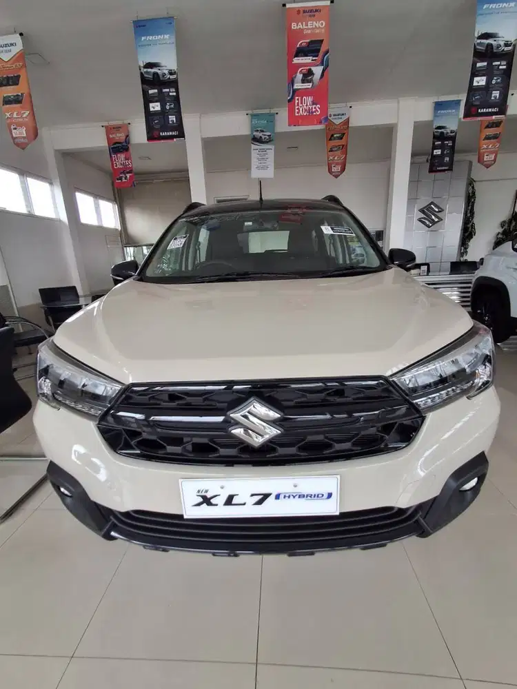 Suzuki XL7 PROMO DP MURAH MERIAH