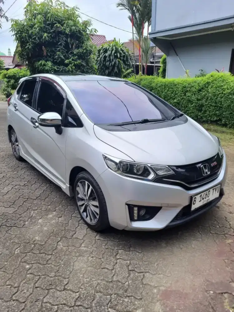 Honda JAZZ RS GK5 th 2014 Matic