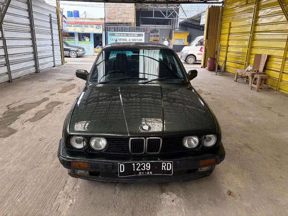 BMW E30 318i Mesin M40 Tahun 1991