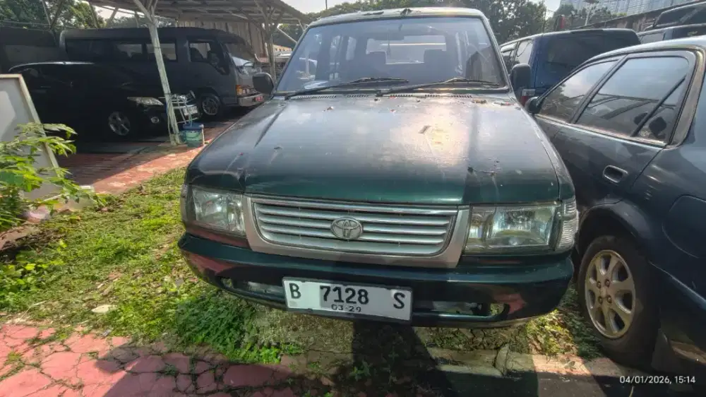 Kijang LGX 1999