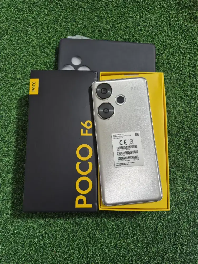 Poco F6 5G 12/512gb