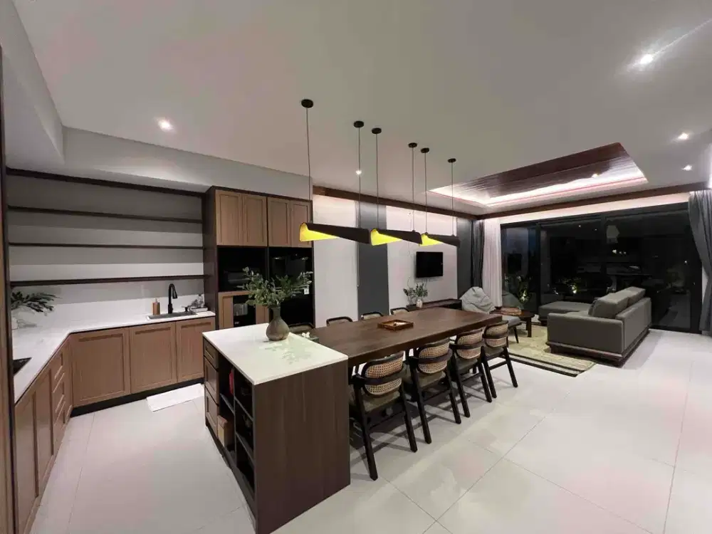 4 BEDROOMS MODERN COMTENPORARY ARCHITECTURAL STRUCTURE 1,5 KM TO THE BEACH STRATEGIC AND PRIME LOCATION AT BATU BOLONG CANGGU