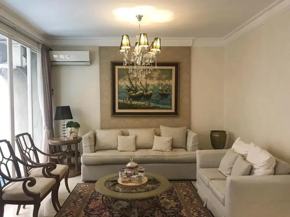 Rumah disewakan di Cipete