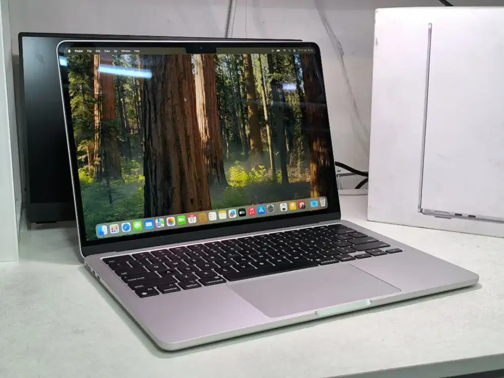 Macbook Air M3 256GB

ID/A / iBox