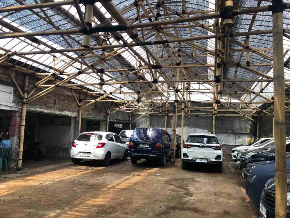 dijual gudang/ tanah di rajawali