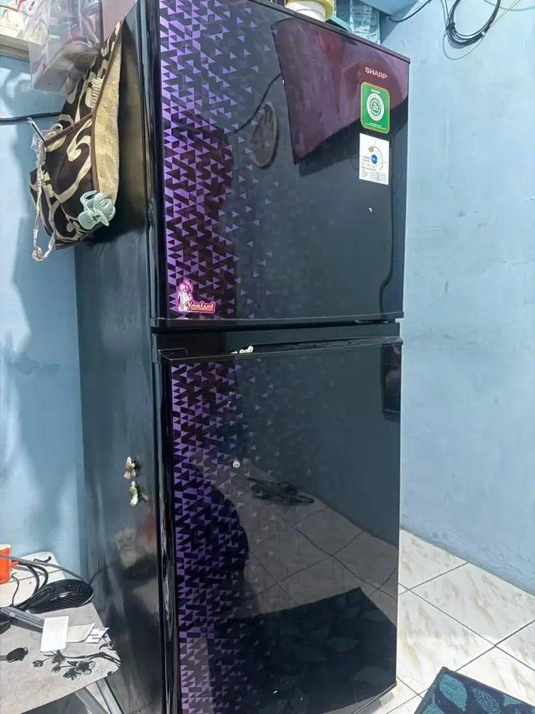 Dijual kulkas 2 pintu