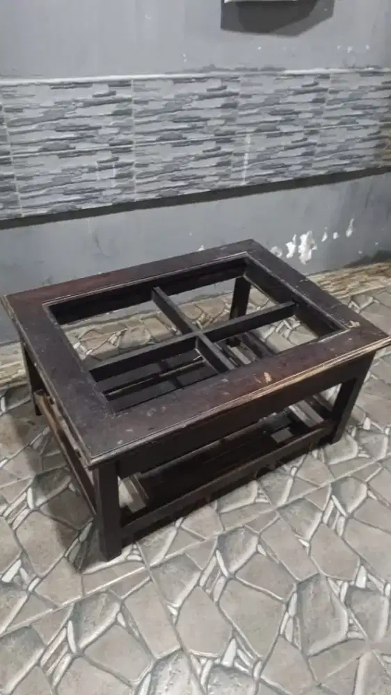 Meja Jati Bekas