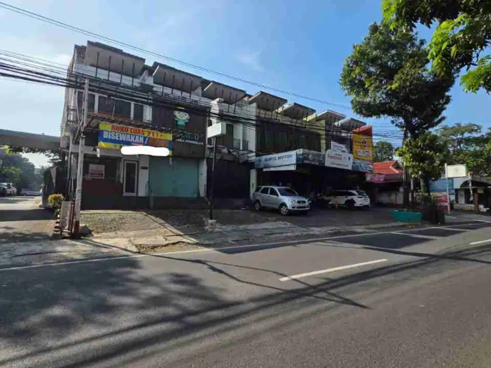 Disewakan ruko strategis pinggir jalan utama di M Kahfi 1 jagakarsa
Jakarta selatan