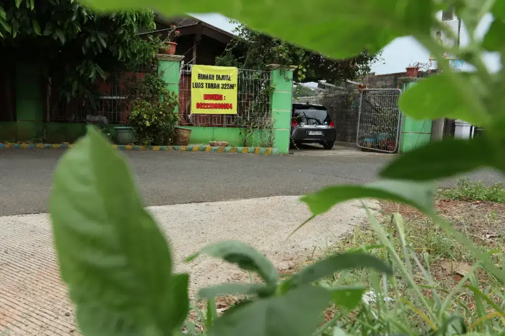 Rumah dijual dekat tol cijago