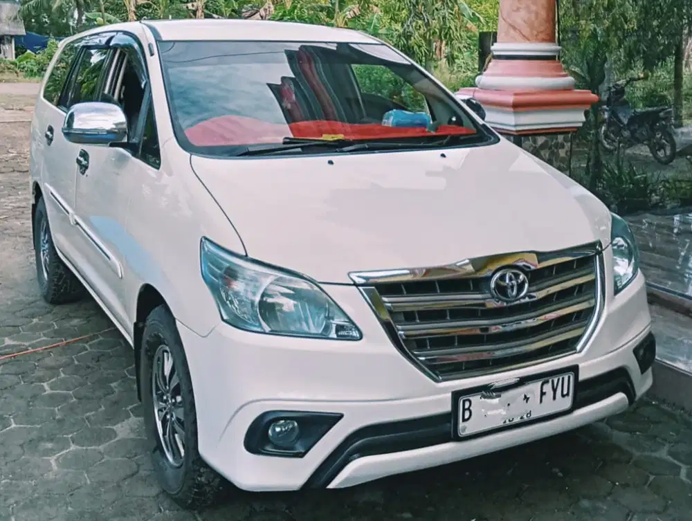 Toyota Kijang Innova 2015 Bensin