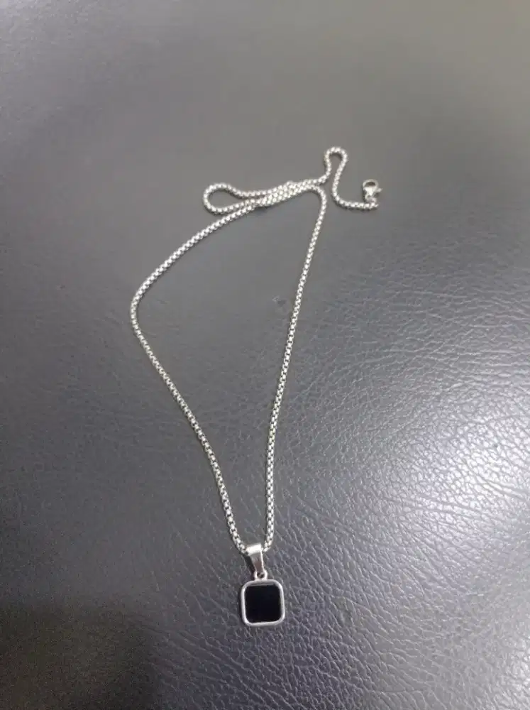 dijual satu kalung titanium ori