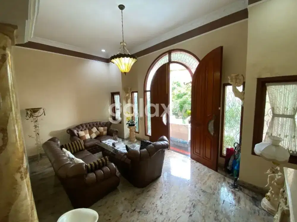 Rumah Mewah Dijual di Perumahan Elit Araya Malang GMK01658