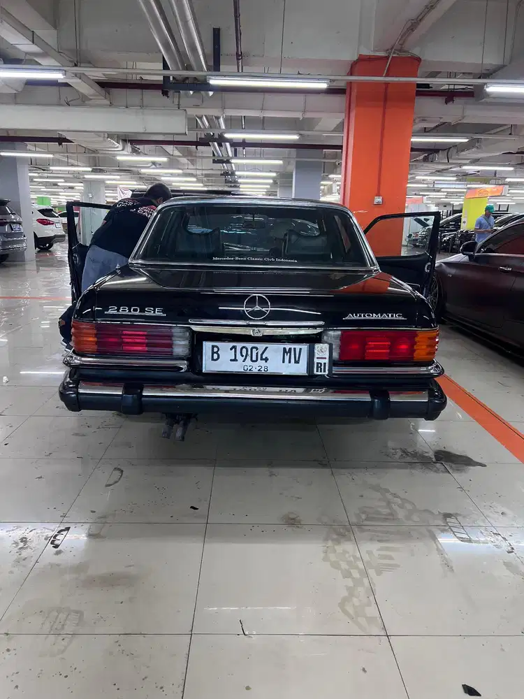 Mercedes Benz S-Class 280 SE Si barong 1973