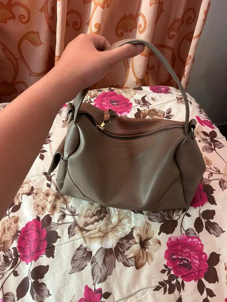 WOMEN'S BAG BROWN COLOR