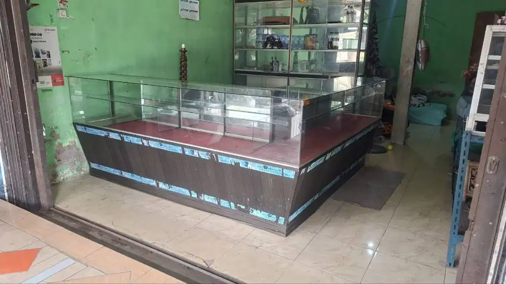 Rak kaca jualan konter dan lainnya