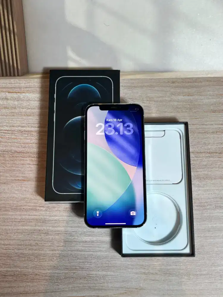 iPhone 12 Pro inter Fulset