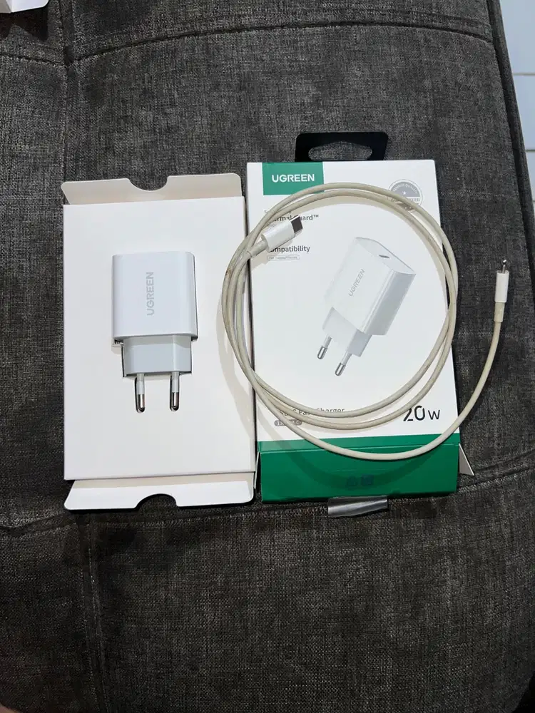 Charger iphone, adaptor Ugreen dan kabel charger iphone original